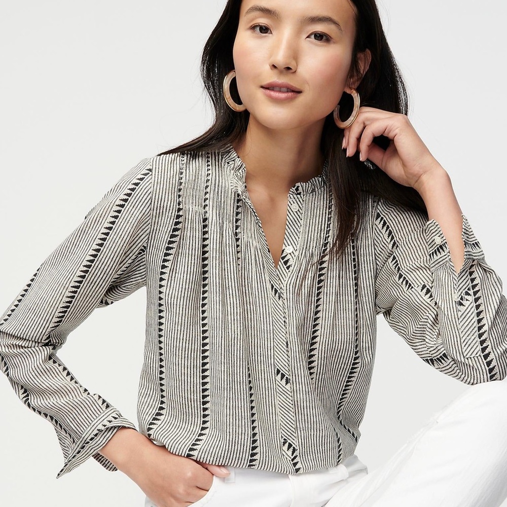 🎁 NWT J crew shadow stripe ruffle popover